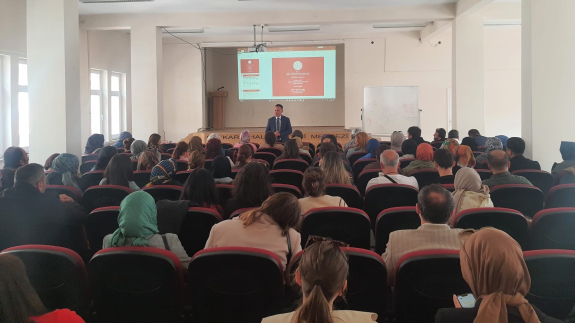 Öğretmenlere Yönelik Etik Eğitimi Gerçekleştirildi